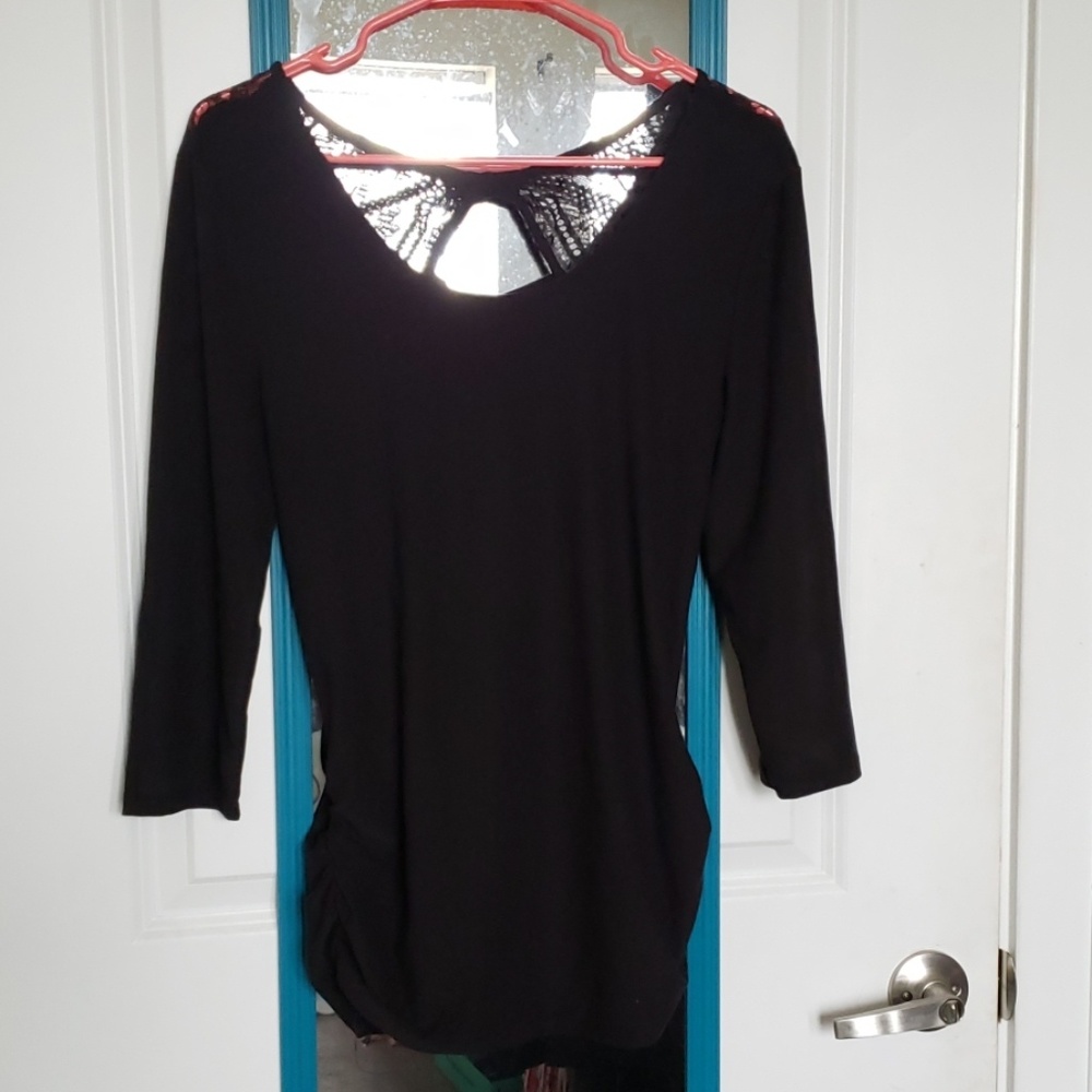 3/4 sleeve shirt